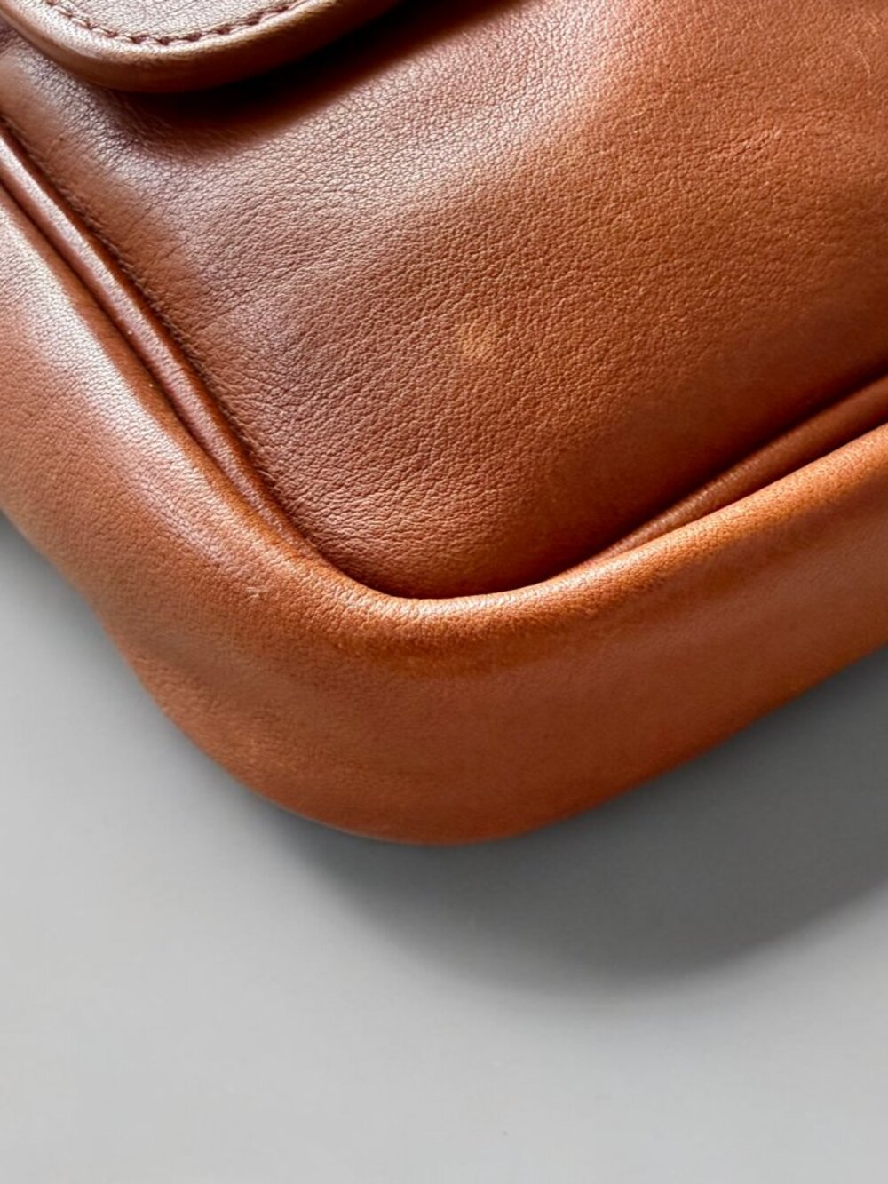 Coach Vintage British Tan Leather S-XS Double Pocket Turnlock Waist Pack 0516 - Picture 5 of 10